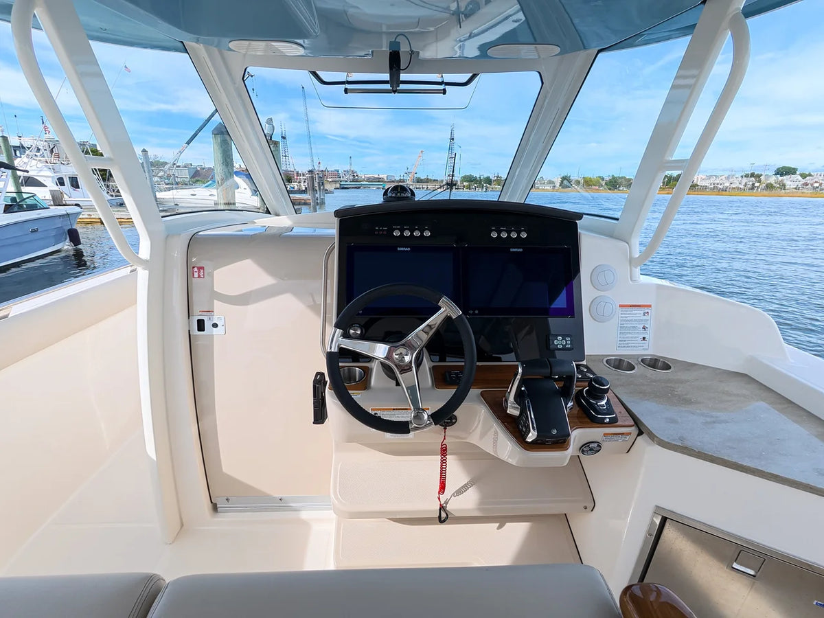 2027 Boston Whaler 350 Realm 35.0 feet, Norwalk, Connecticut #23
