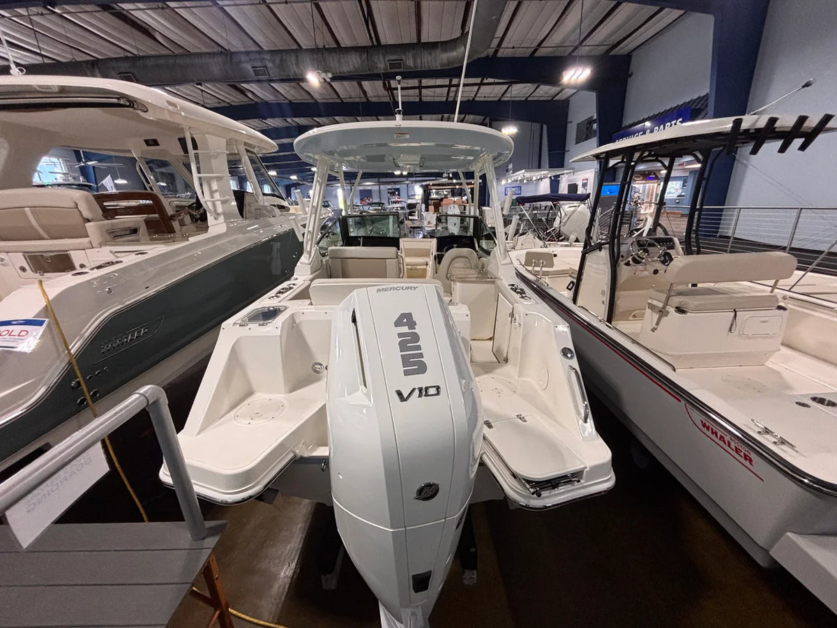 2027 Boston Whaler 240 Vantage 24.0 feet, Clearwater, Florida #1