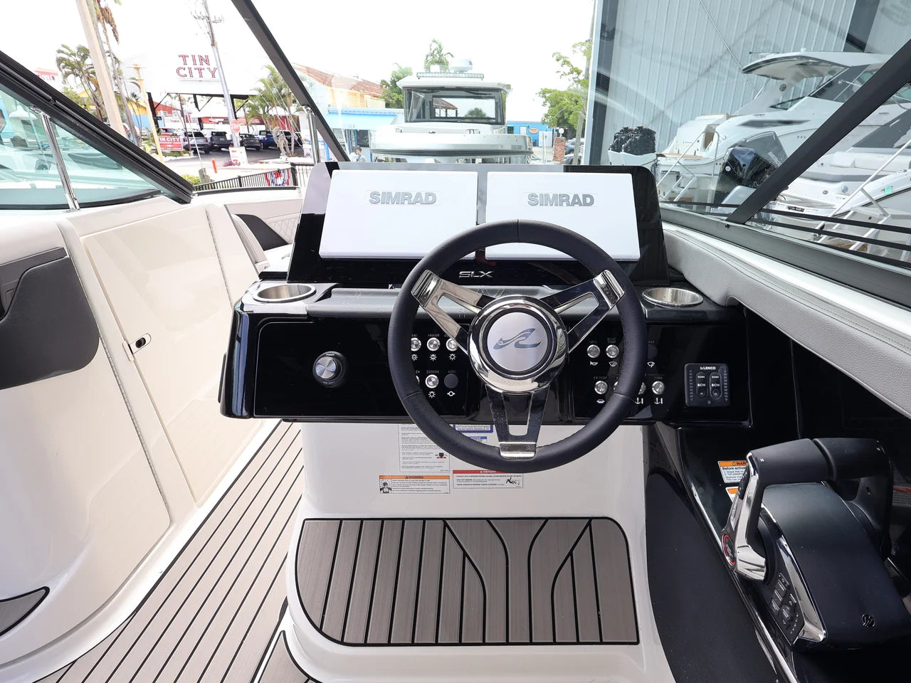 2027 Sea Ray SLX 280 Outboard 28.0 feet, Naples, Florida #19
