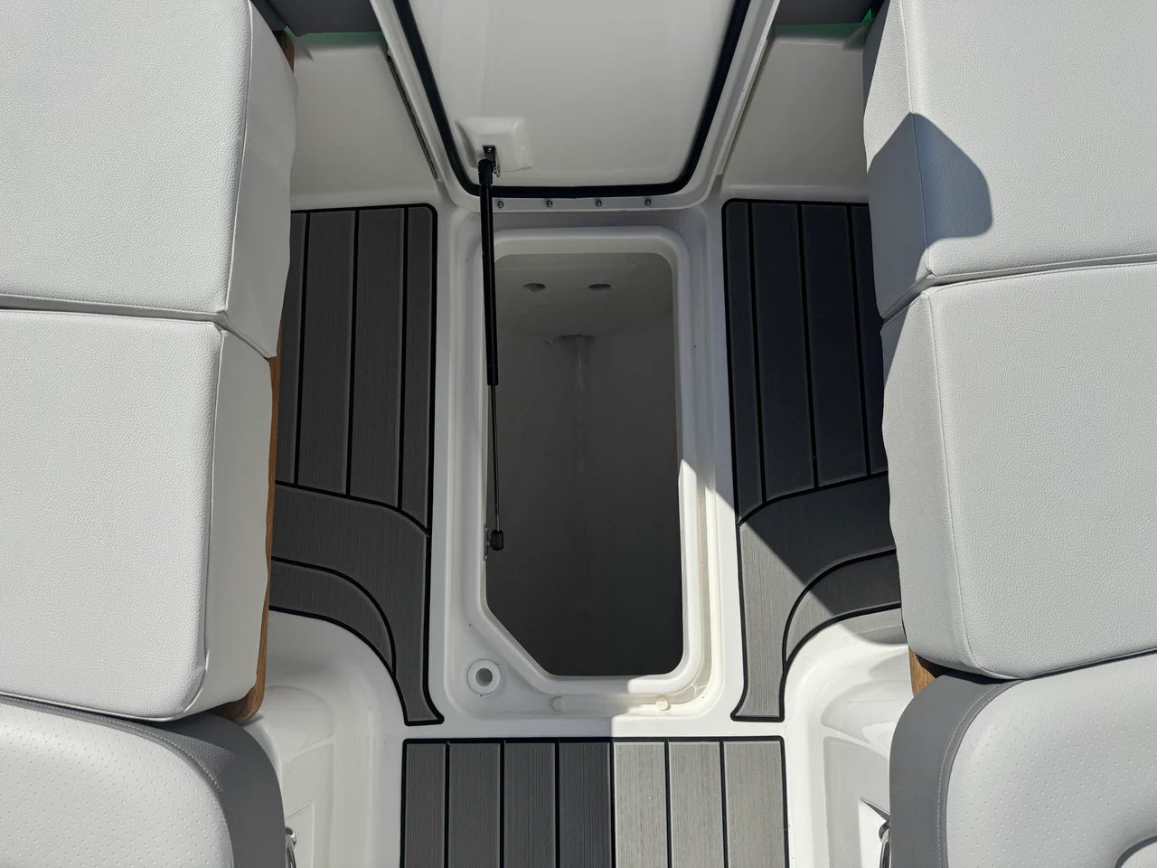 2026 Sea Ray SLX 350 35.0 feet, Rogers, MN #47