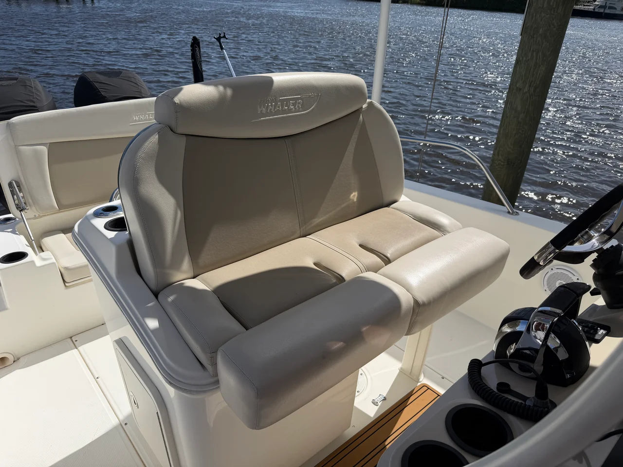 2018 Boston Whaler 270 DAUNTLESS 27.0 feet, Port St Lucie, FL #6