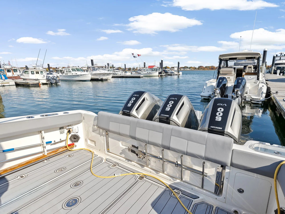 2022 Boston Whaler 420 Outrage 42.0 feet, Quincy, MA #9