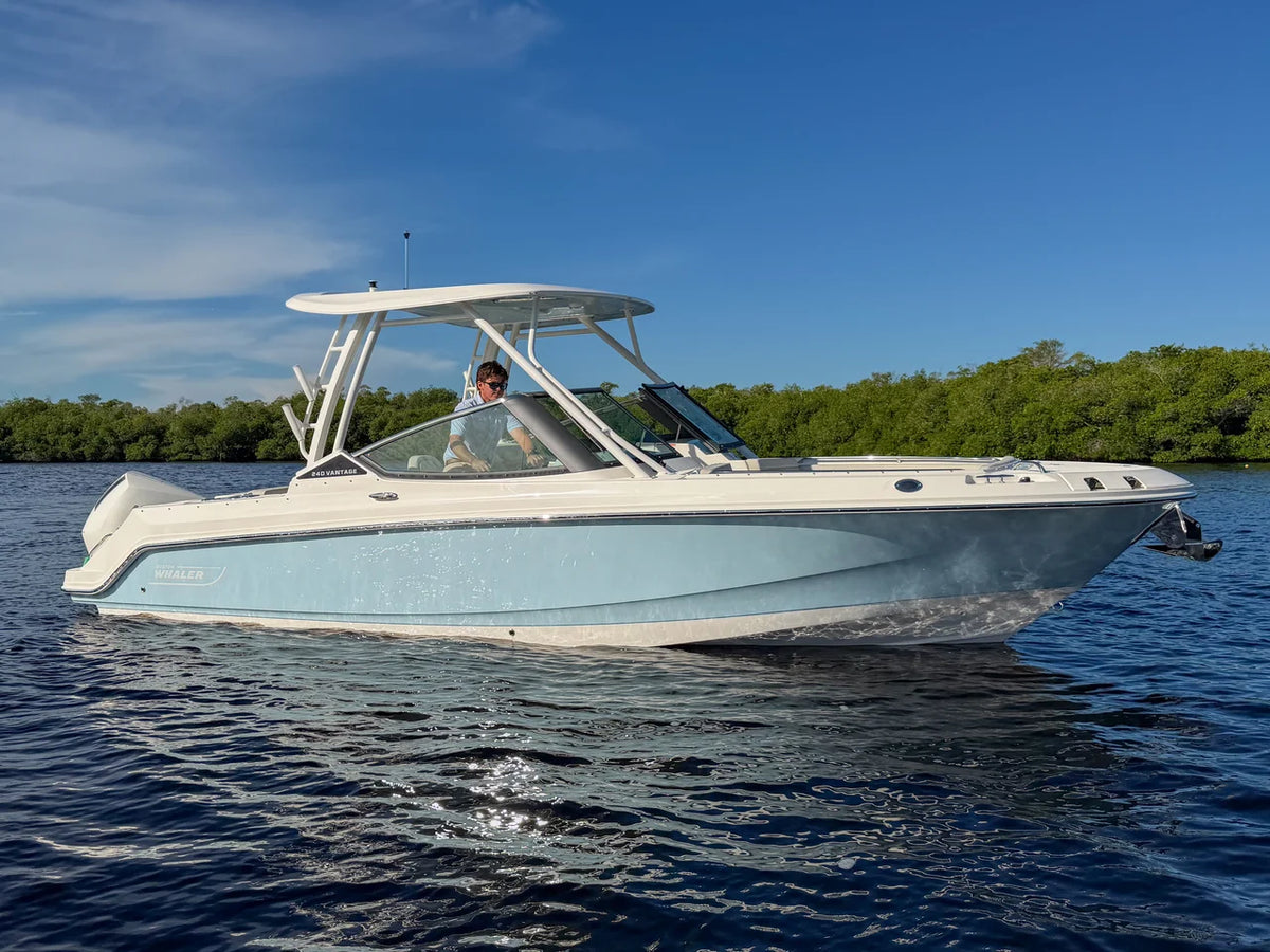 2027 Boston Whaler 240 Vantage 24.0 feet, Fort Myers, FL #24