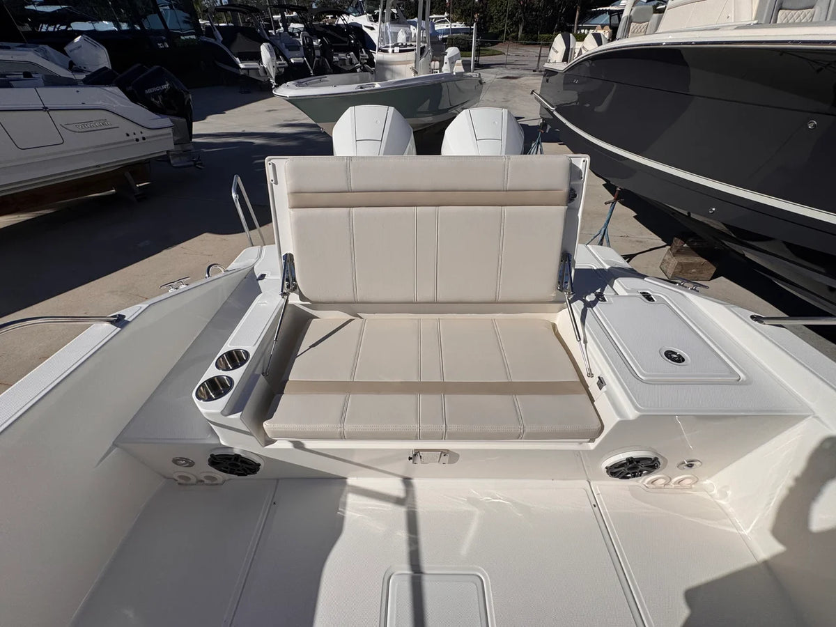 2026 Boston Whaler 280 Dauntless 28.0 feet, Stuart, Florida #12
