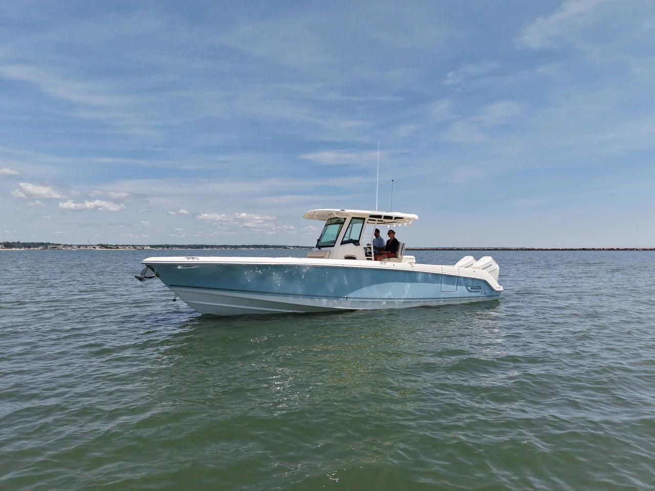 2026 Boston Whaler 330 Outrage 33.0 feet, Westbrook, Connecticut #4