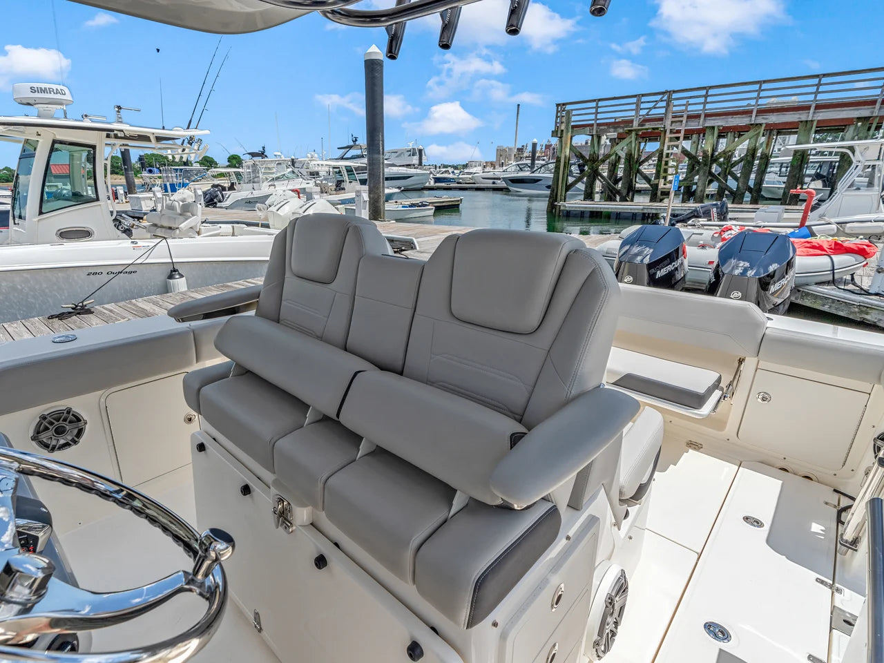 2026 Boston Whaler 330 Outrage 33.0 feet, Quincy, MA #17