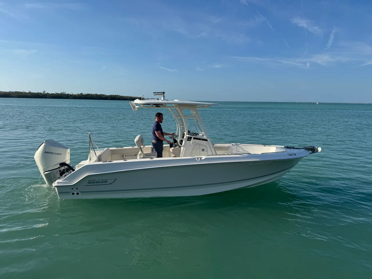 2021 Boston Whaler 230 OUTRAGE 23.0 feet, Sarasota, FL #2