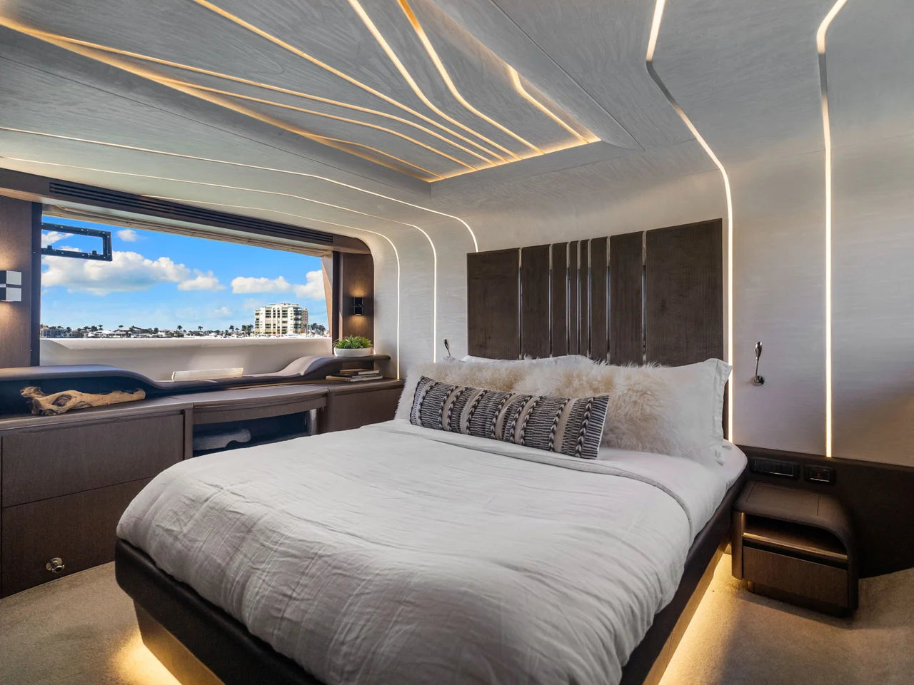 2020 Galeon 680 FLYBRIDGE 72.0 feet, Naples, Florida #37