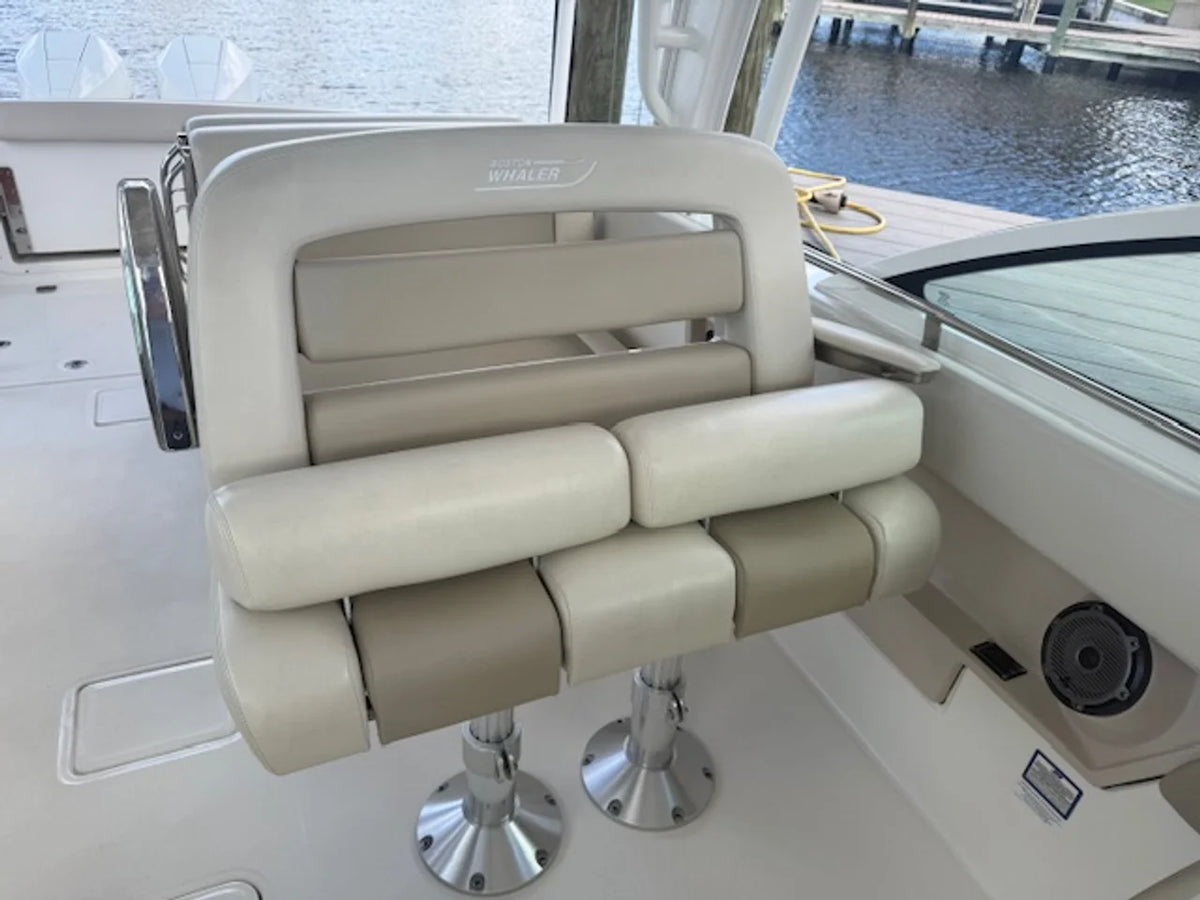 2023 Boston Whaler 32 DC 32.0 feet, Cape coral, FL #8