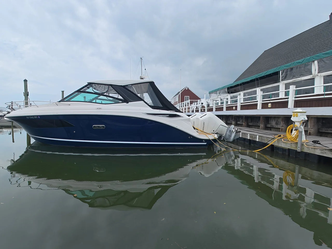 2025 Sea Ray Sundancer 320 Outboard 32.0 feet, Clearwater, Florida #2