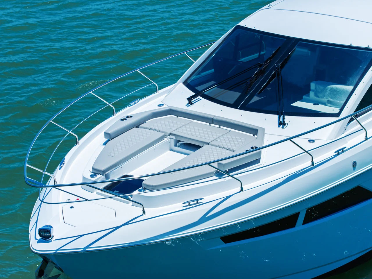 2025 Cruisers Yachts 50 Cantius 50.0 feet, St. Petersburg, Florida #10
