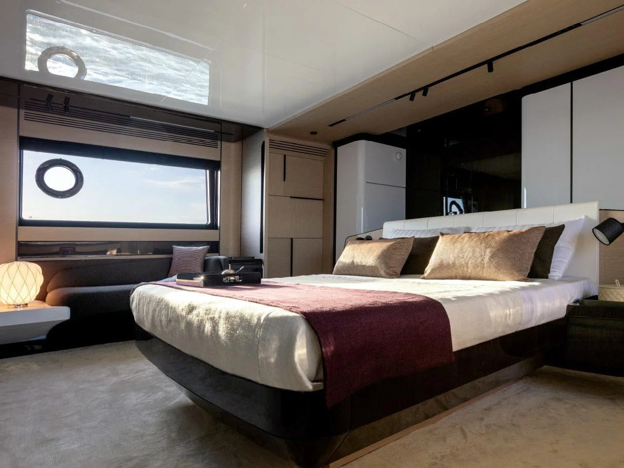 2026 Azimut S10 94.0 feet, Inuvik, Northwest Territories #22