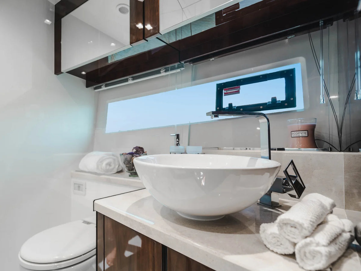 2027 Galeon 570 SKY 58.0 feet, Inuvik, Northwest Territories #138