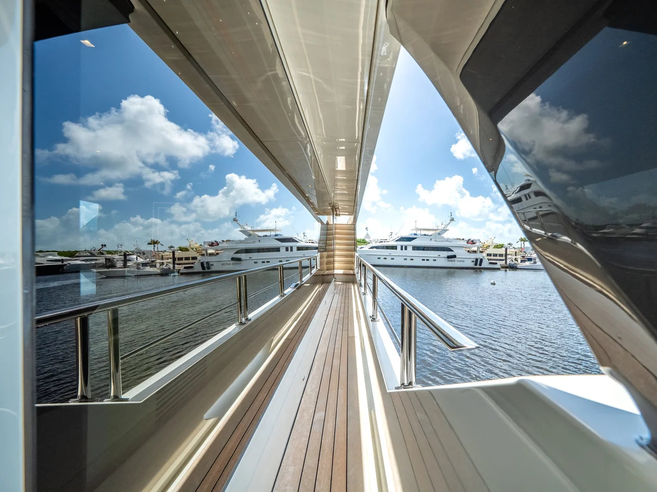 2023 Ocean Alexander 27R 88.0 feet, Ocean Reef, FL #114