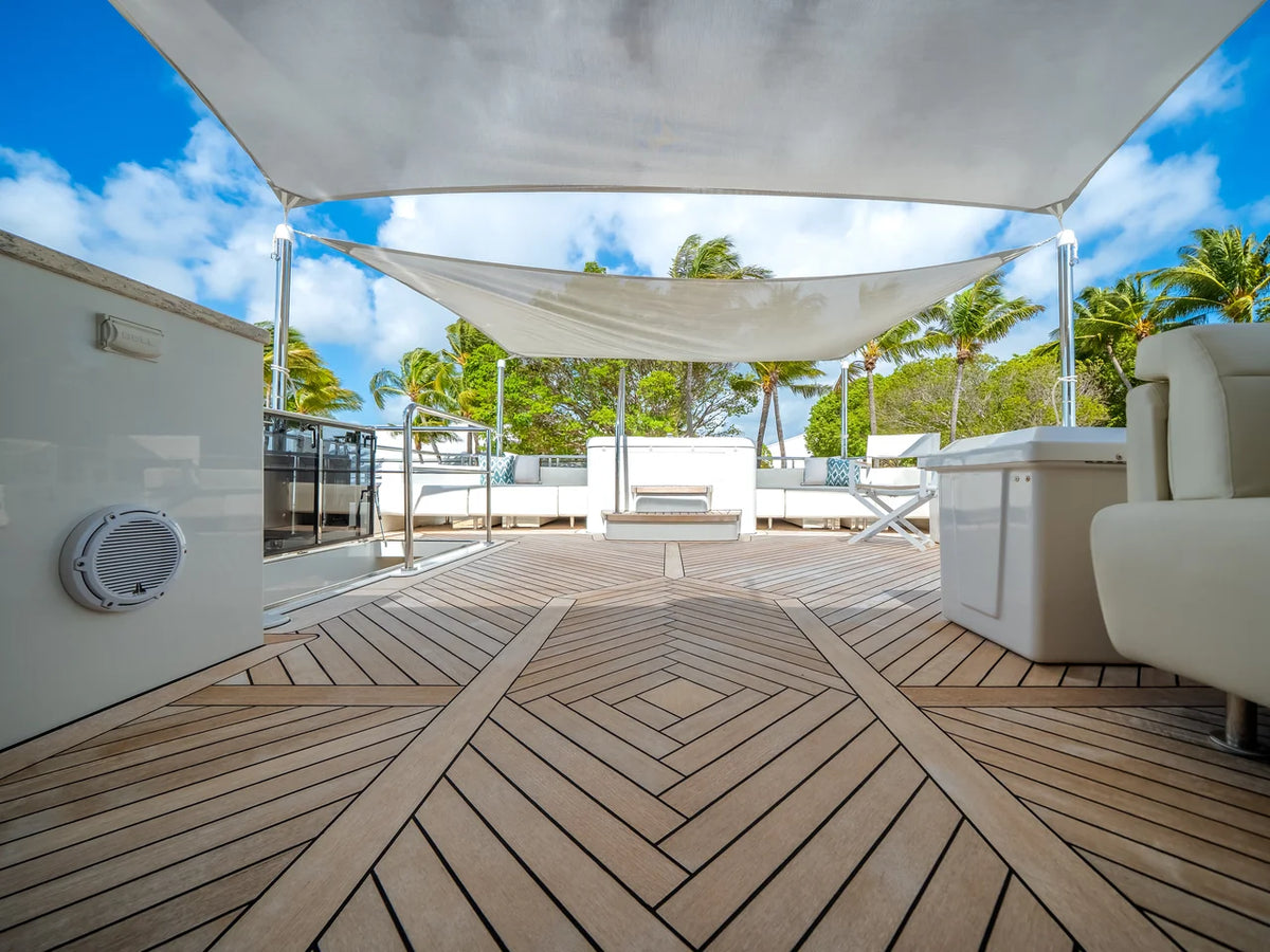 2023 Ocean Alexander 27R 88.0 feet, Ocean Reef, FL #103