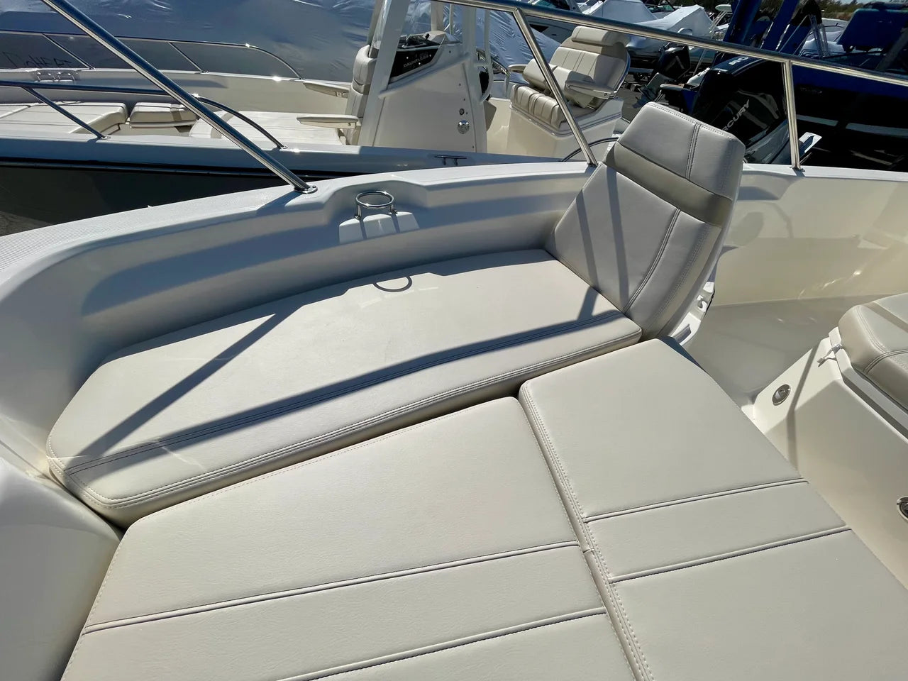2026 Boston Whaler 280 Dauntless 28.0 feet, Danvers, Massachusetts #20