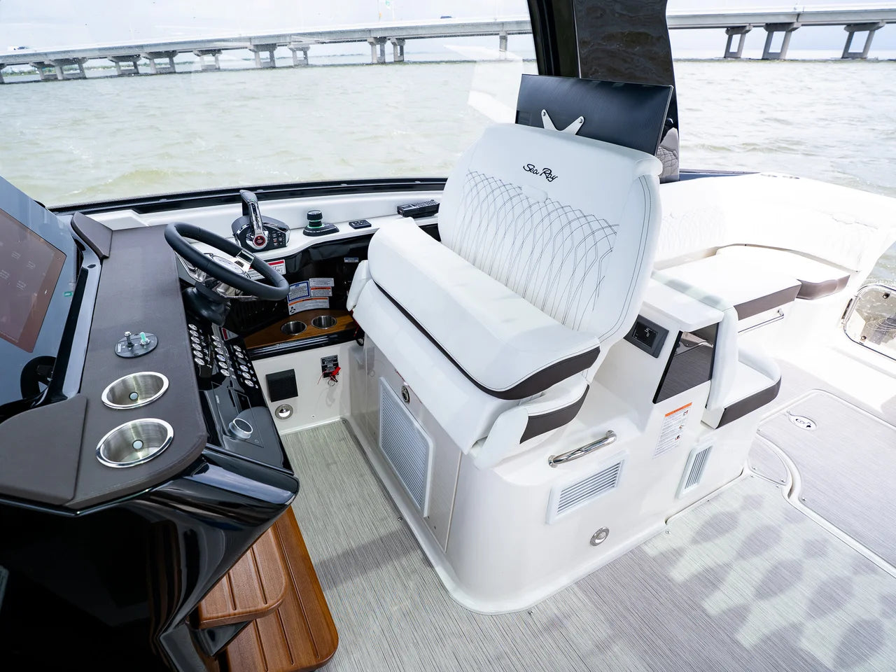 2026 Sea Ray Sundancer 370 Outboard 37.0 feet, Clearwater, Florida #39