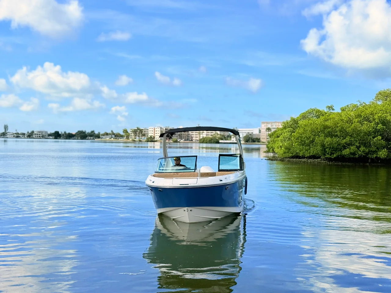2027 Sea Ray SDX 230 Outboard 23.0 feet, St Petersburg, FL #12