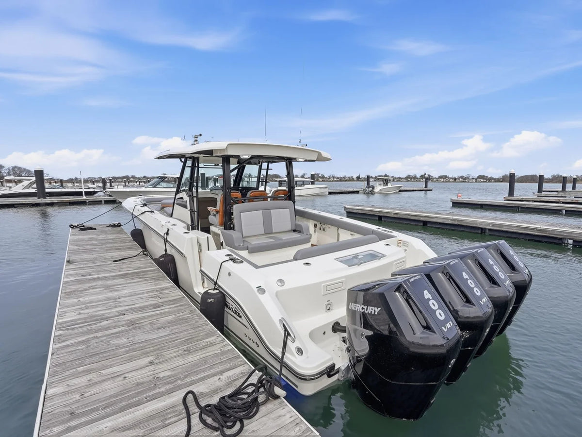 2026 Boston Whaler 380 Outrage 38.0 feet, Quincy, MA #6
