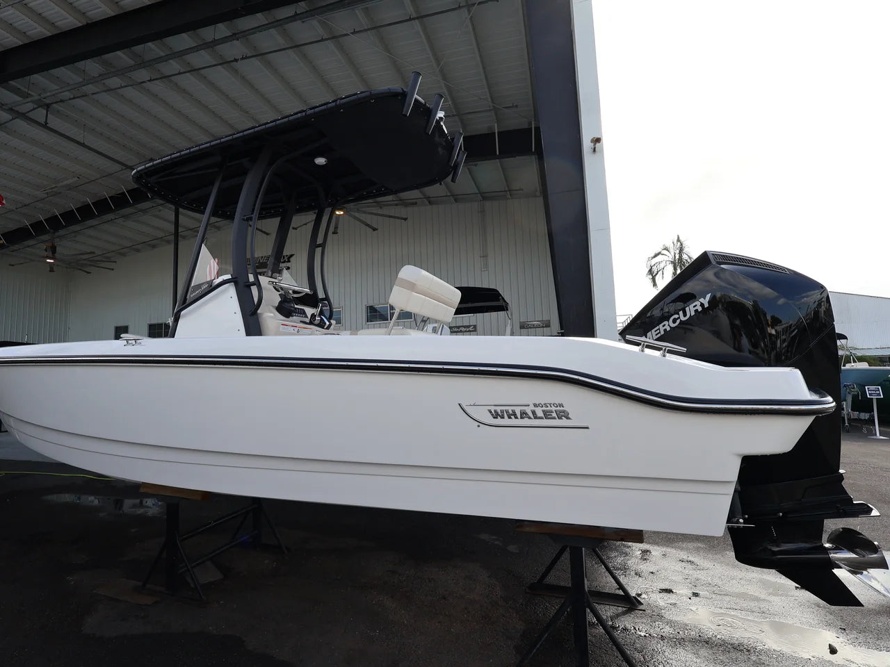 2026 Boston Whaler 220 Dauntless 22.0 feet, Naples, Florida #5
