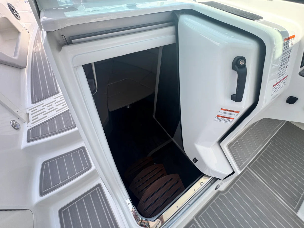 2027 Sea Ray Sundancer 320 Outboard 32.0 feet, Pompano Beach, Florida #12