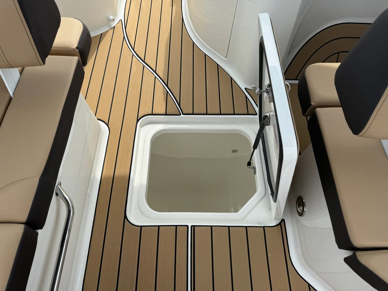 2027 Sea Ray SDX 230 Outboard 23.0 feet, Wrightsville Beach, North Carolina #25