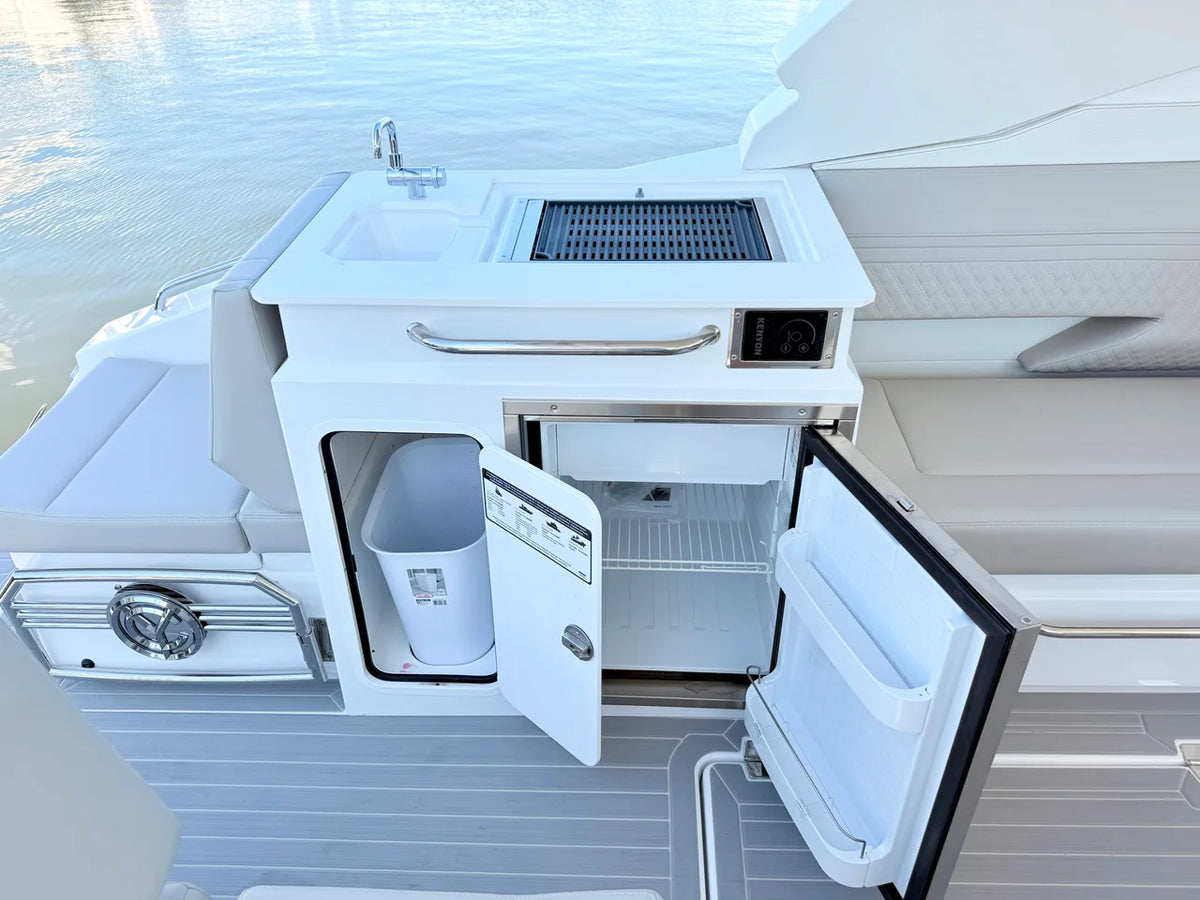 2026 Cruisers Yachts 34 GLS Outboard 34.0 feet, St Petersburg, FL #45