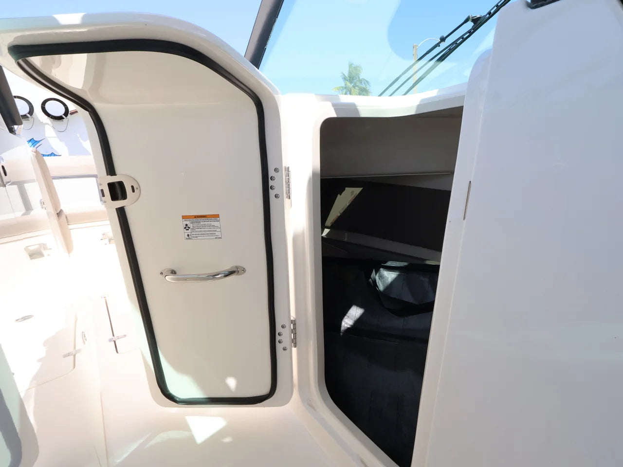 2026 Boston Whaler 330 Vantage 33.0 feet, Naples, Florida #31
