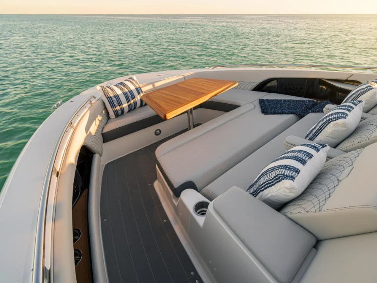 2026 Sea Ray Sundancer 370 Outboard 37.0 feet, Wrightsville Beach, North Carolina #20