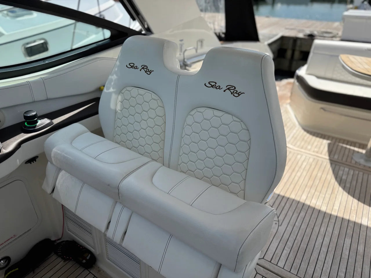 2019 Sea Ray 320 SUNDANCER 32.0 feet, Norwalk, CT #48