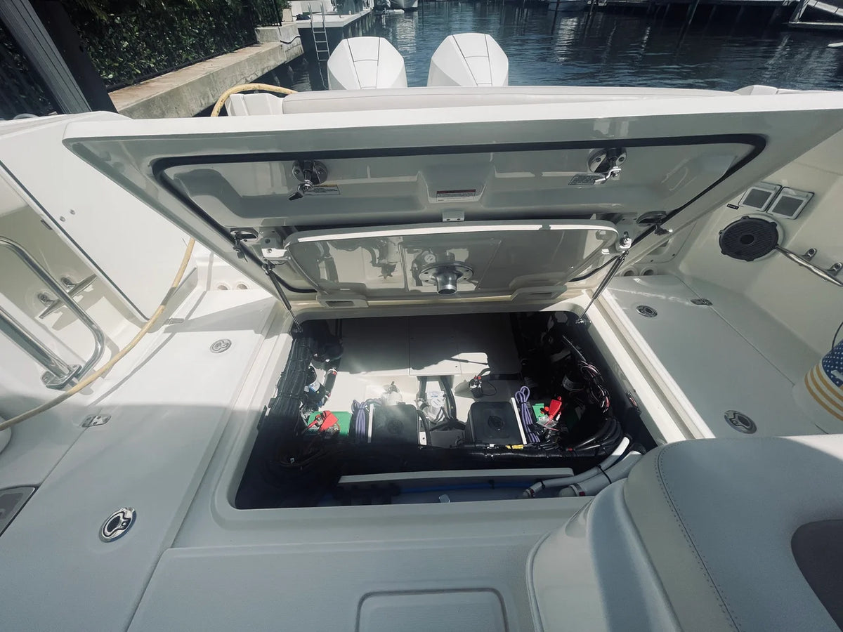 2022 Boston Whaler 320 VANTAGE 32.0 feet, Delray Beach, FL #33