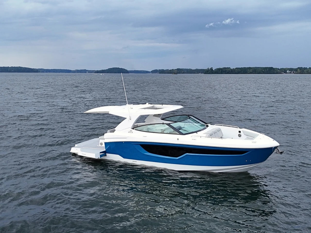 2026 Cruisers Yachts 38 GLS 37.0 feet, Lake Ozark, MO #6