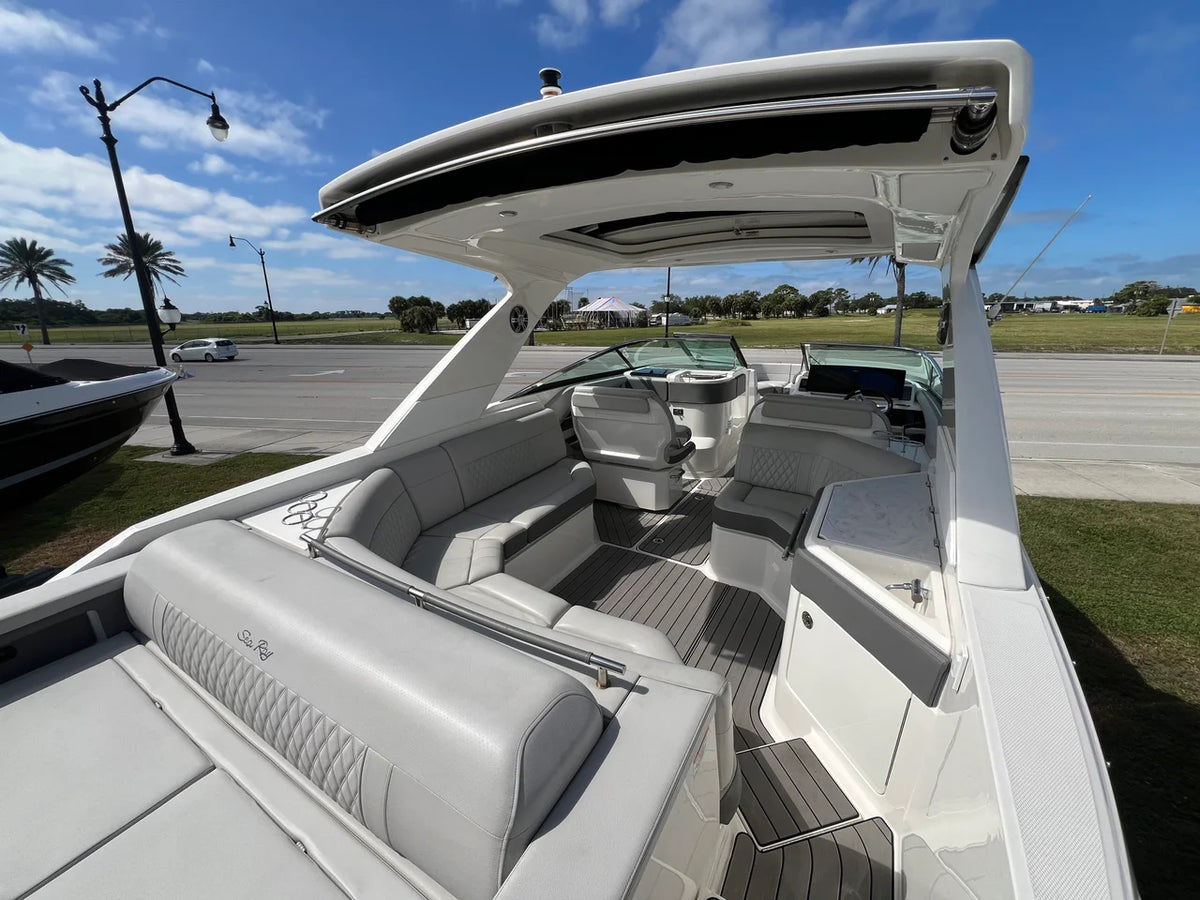 2023 Sea Ray SLX 310 Outboard 31.0 feet, Venice, Florida #9