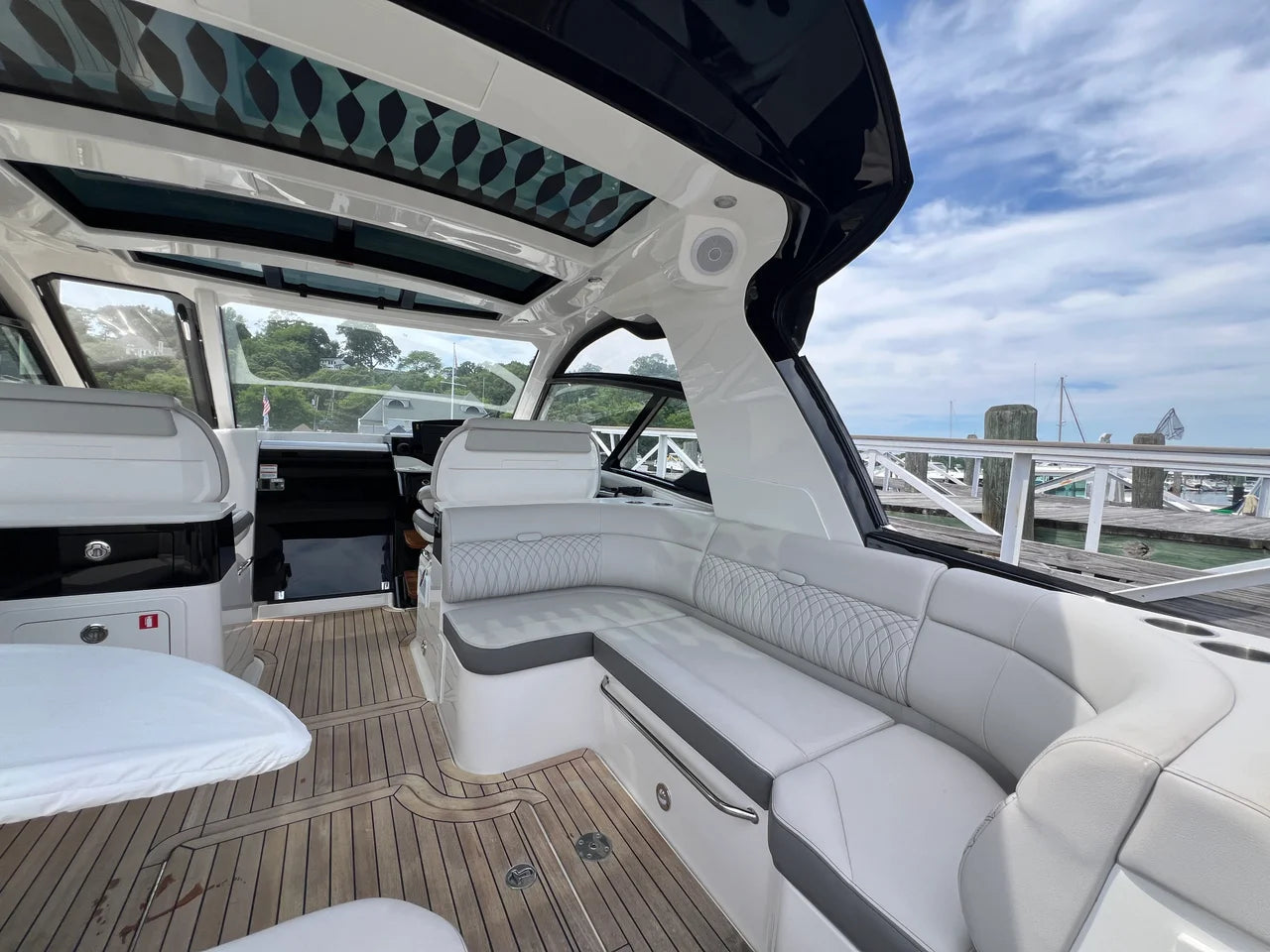 2023 Sea Ray 370 SUNDANCER OB 37.0 feet, Huntington, NY #23
