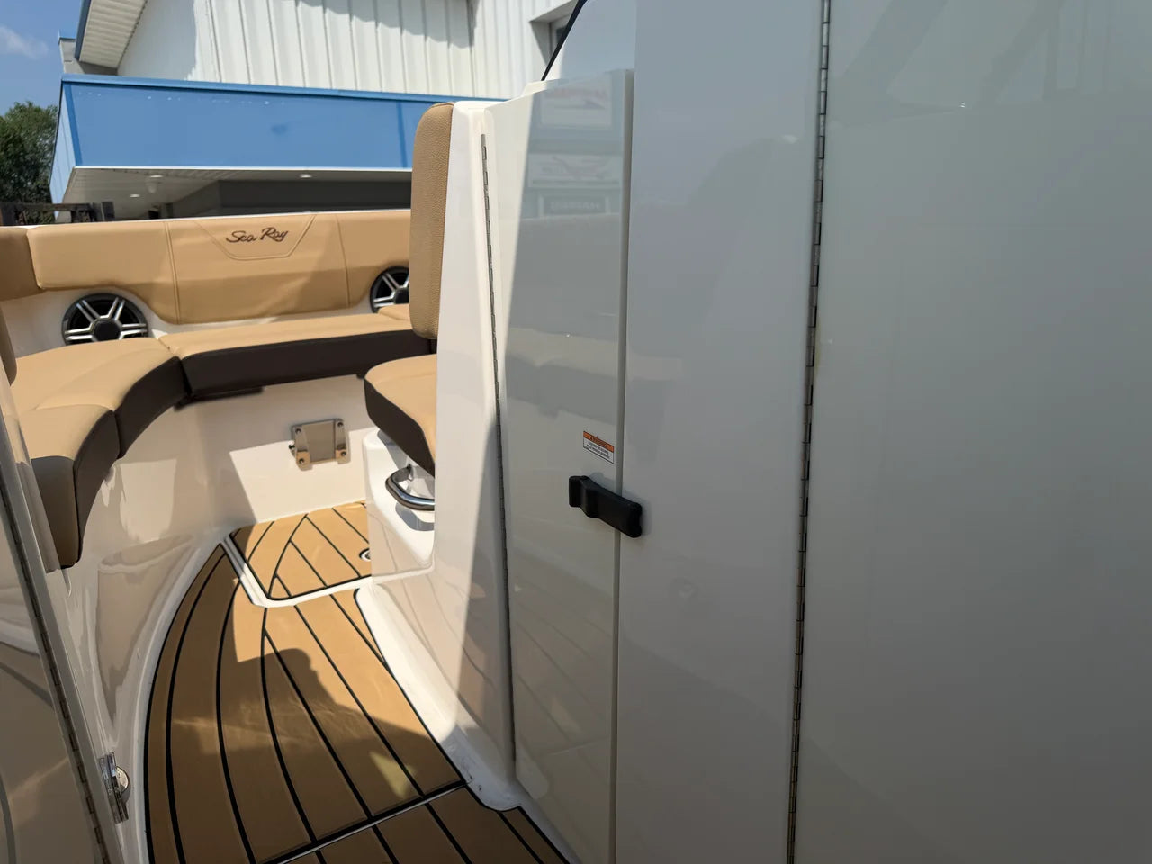 2026 Sea Ray SDX 250 Outboard 25.0 feet, Osage Beach, Missouri #56