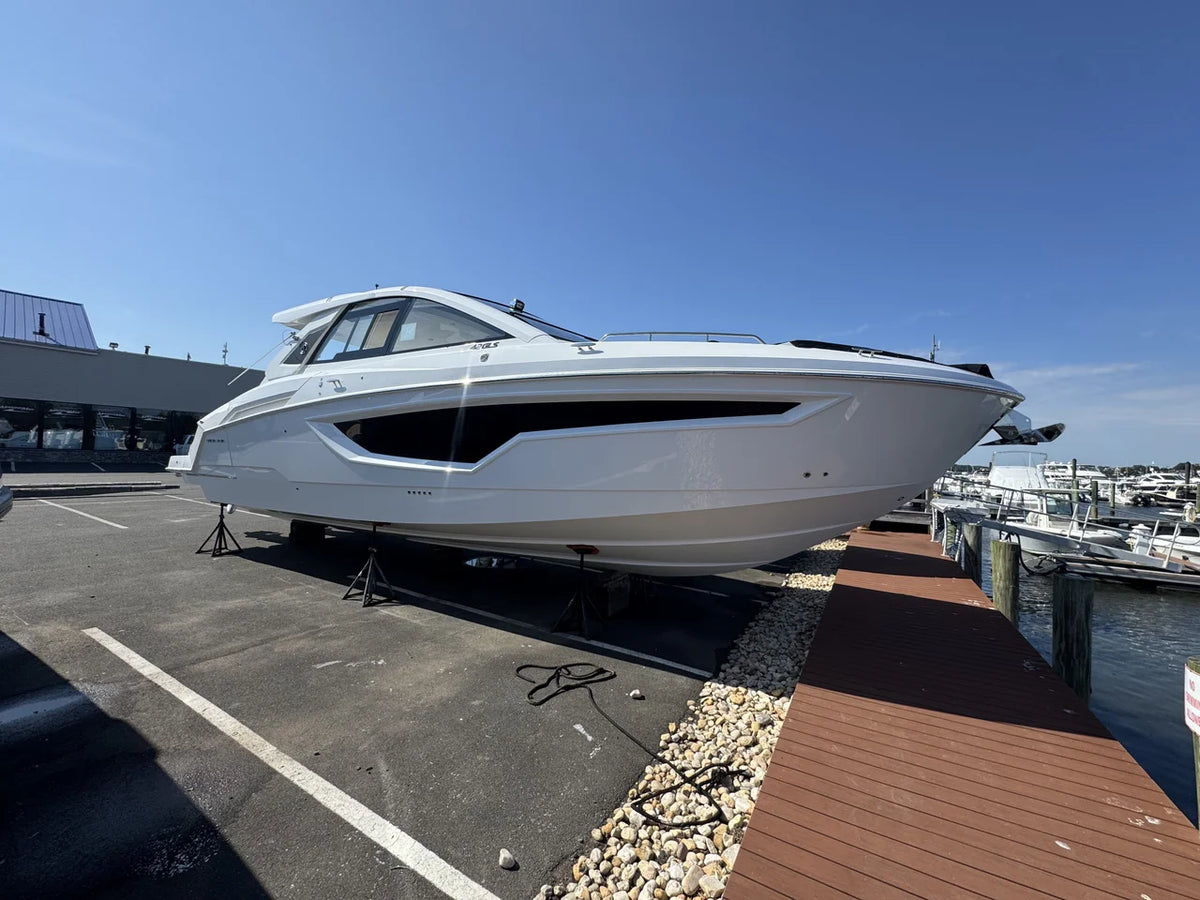 2027 Cruisers Yachts 42 GLS Outboard 42.0 feet, Brick Township, New Jersey #2