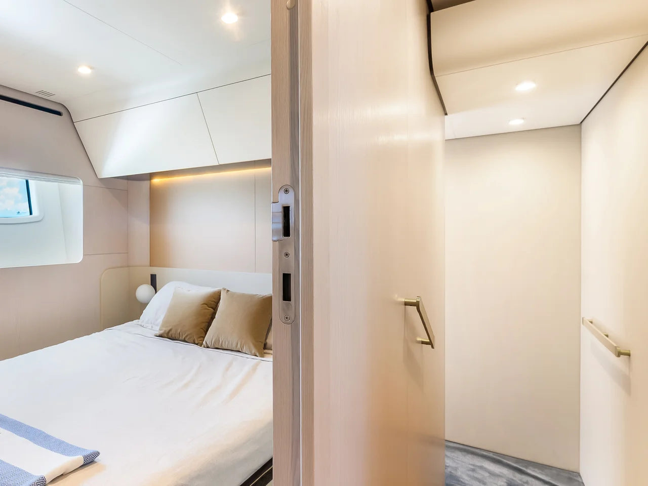 2025 Azimut 78 FLY 78.0 feet, Miami, FL #48