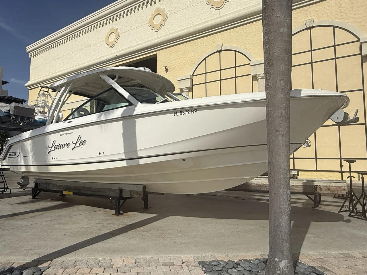 2018 Boston Whaler 320 VANTAGE 32.0 feet, Pompano Beach, Florida #10