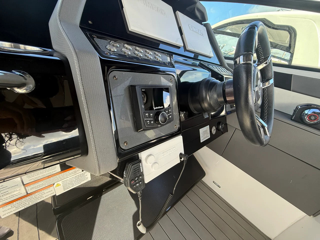 2022 Cruisers Yachts 34 GLS Outboard 34.0 feet, Miami, FL #20