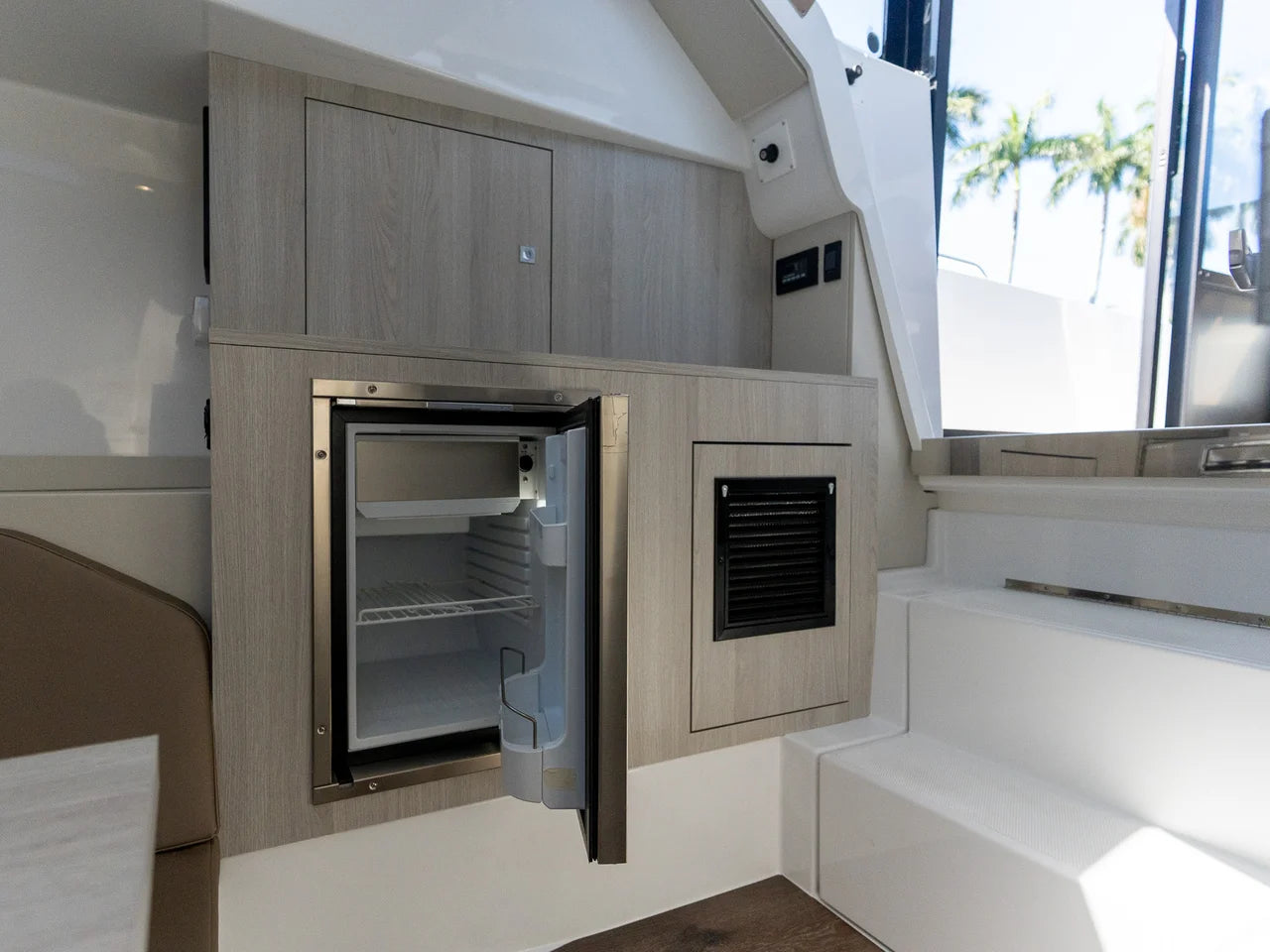 2026 Cruisers Yachts 38 VTR EC 38.0 feet, Miami, FL #33