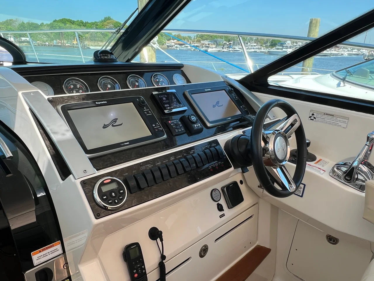 2015 Sea Ray 410 Sundancer 41.0 feet, Huntington, NY #122