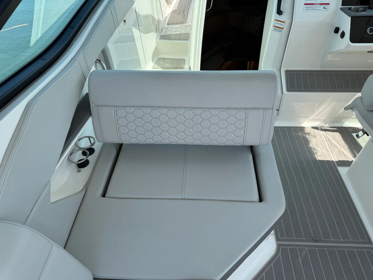 2025 Sea Ray Sundancer 320 Outboard 32.0 feet, Wrightsville Beach, North Carolina #28