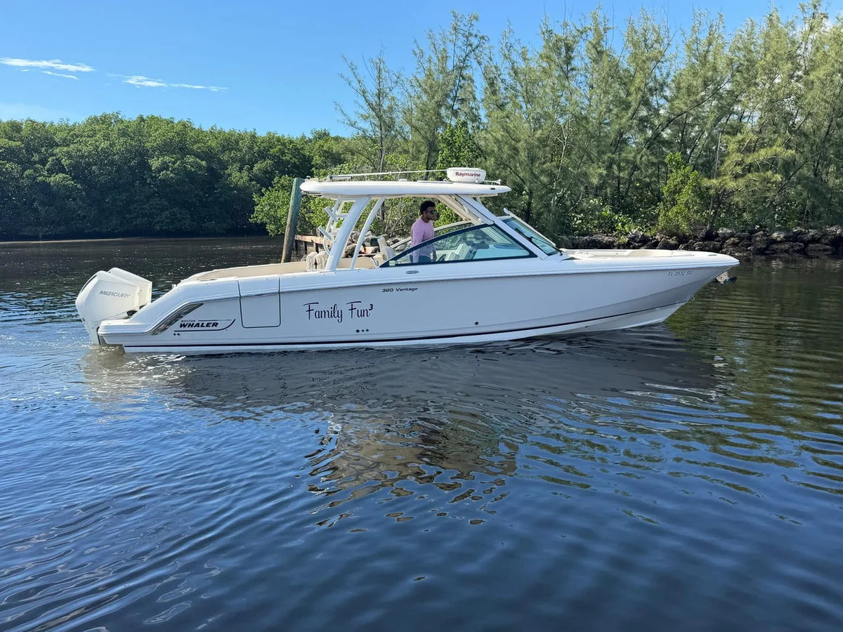 2021 Boston Whaler 320 VANTAGE 33.0 feet, Key Largo, FL #1