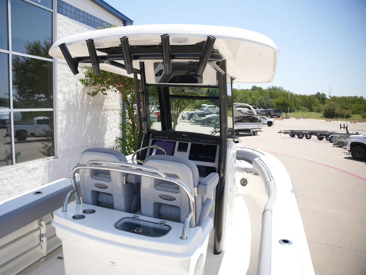 2027 Boston Whaler 250 Outrage 25.0 feet, Lewisville, TX #9