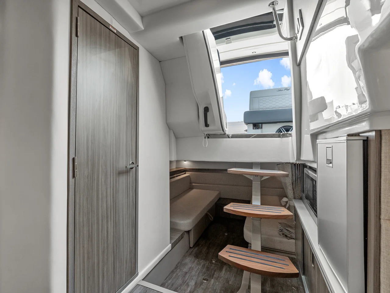 2027 Sea Ray Sundancer 320 Outboard 32.0 feet, Quincy, MA #24