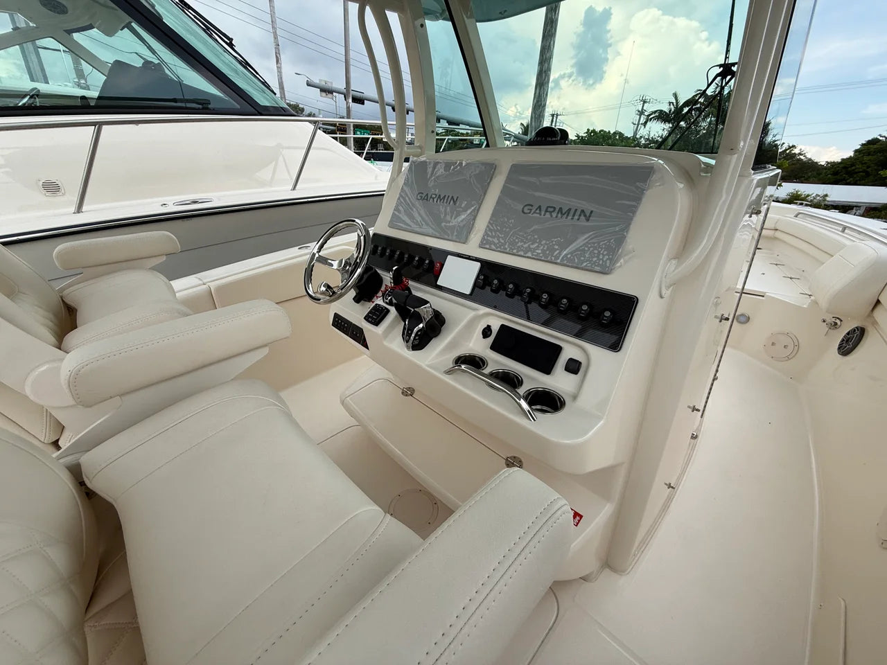 2027 Grady-White Canyon 306 30.0 feet, Miami, FL #17