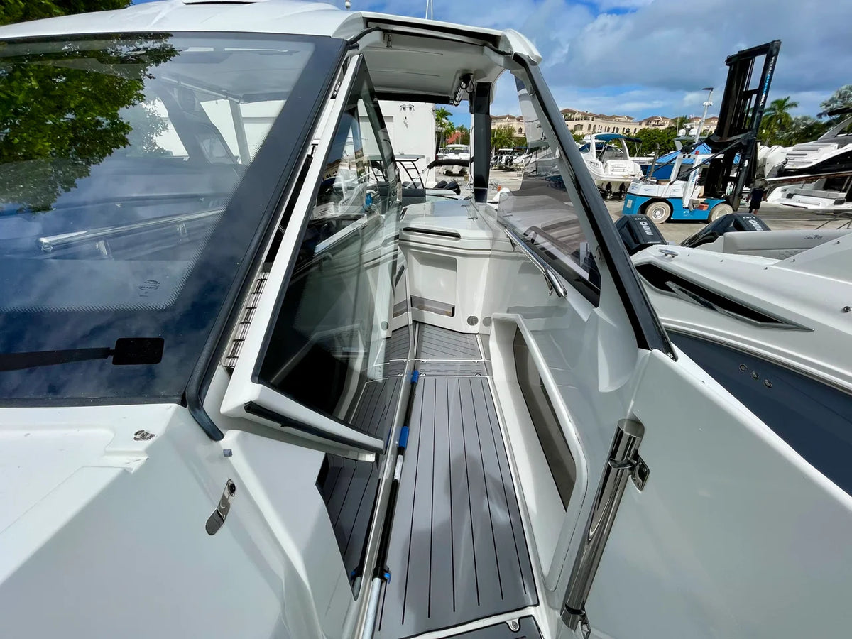 2023 Galeon 325 GTO 32.0 feet, Jupiter, Florida #32