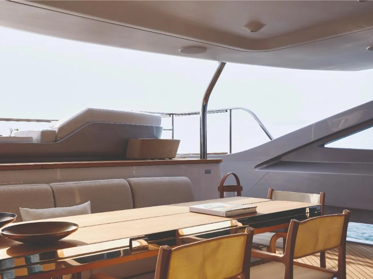 2027 Azimut Grande Trideck 125.0 feet, Inuvik, Northwest Territories #19
