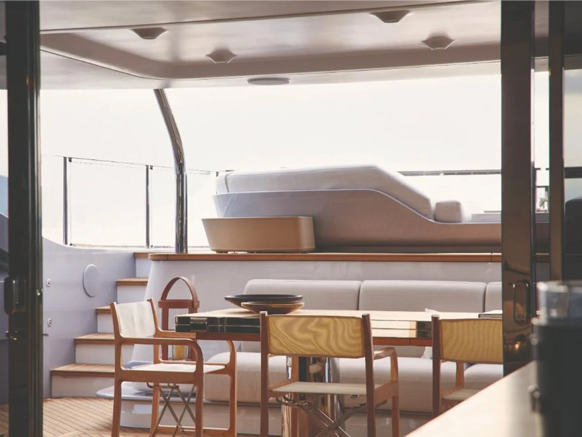 2027 Azimut Grande Trideck 125.0 feet, Inuvik, Northwest Territories #21