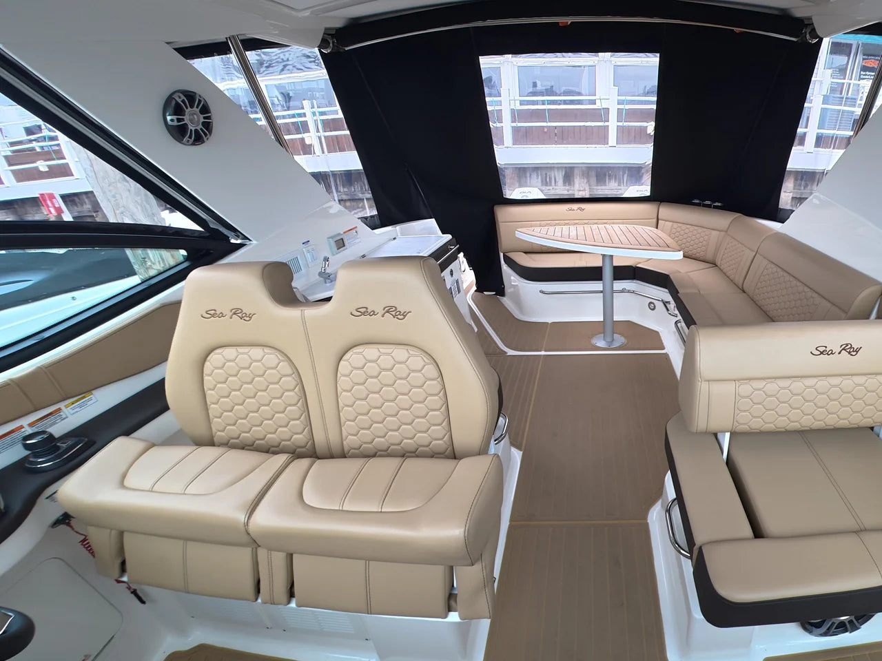 2025 Sea Ray Sundancer 320 Outboard 32.0 feet, Clearwater, Florida #17